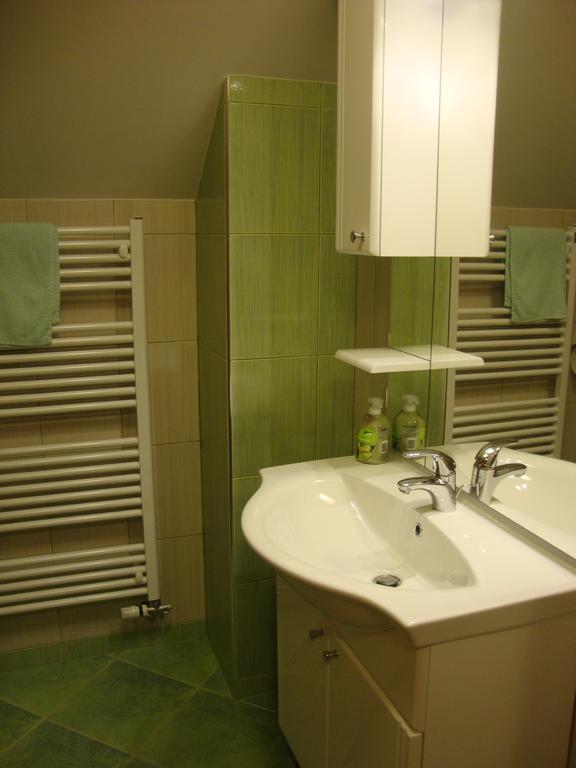 Apartments Trebusak Laze v Tuhinju Bilik gambar