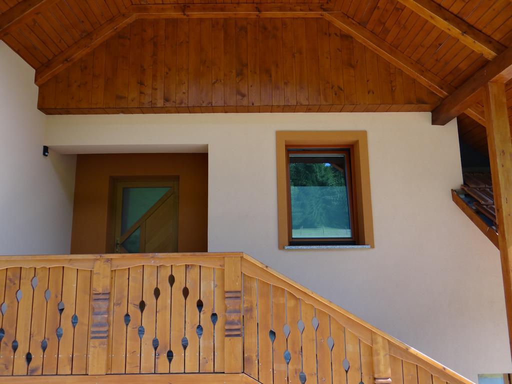 Apartments Trebusak Laze v Tuhinju Luaran gambar