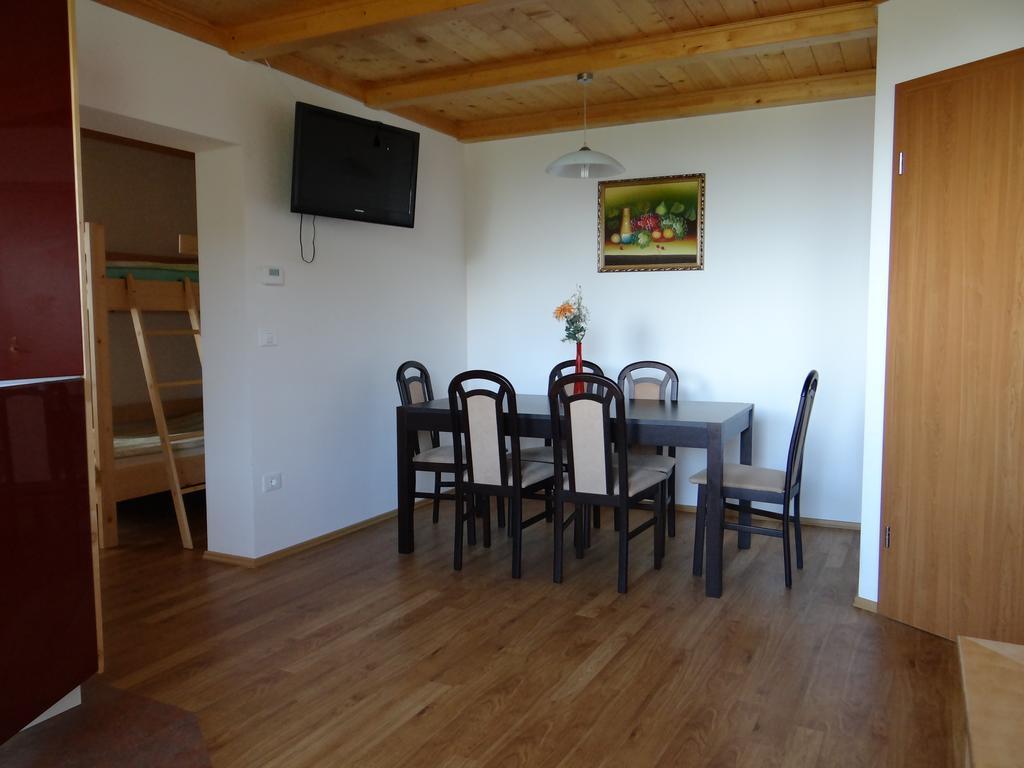 Apartments Trebusak Laze v Tuhinju Luaran gambar