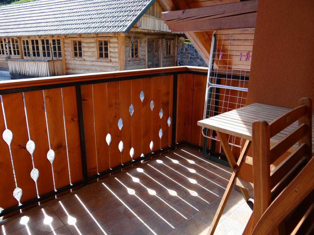 Apartments Trebusak Laze v Tuhinju Luaran gambar
