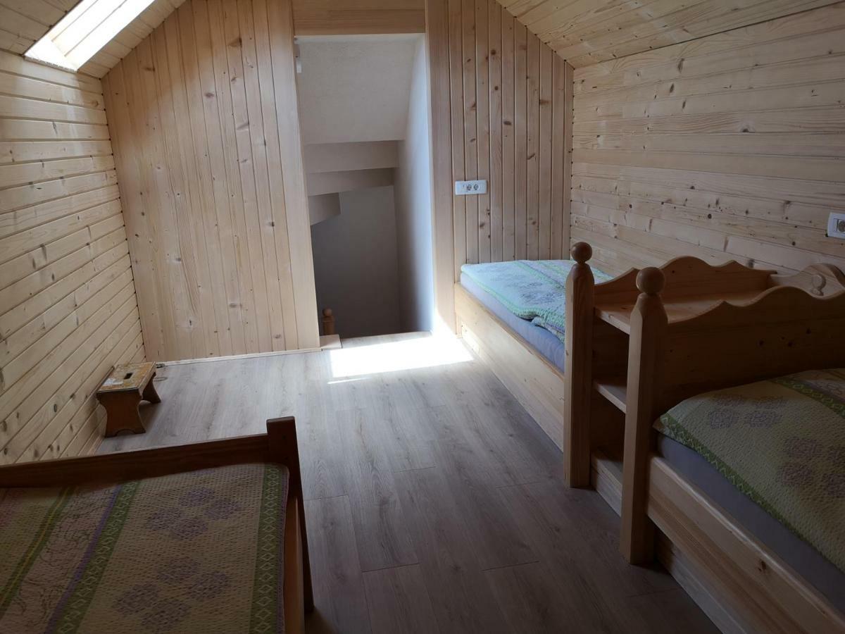 Apartments Trebusak Laze v Tuhinju Luaran gambar