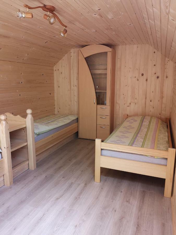 Apartments Trebusak Laze v Tuhinju Luaran gambar